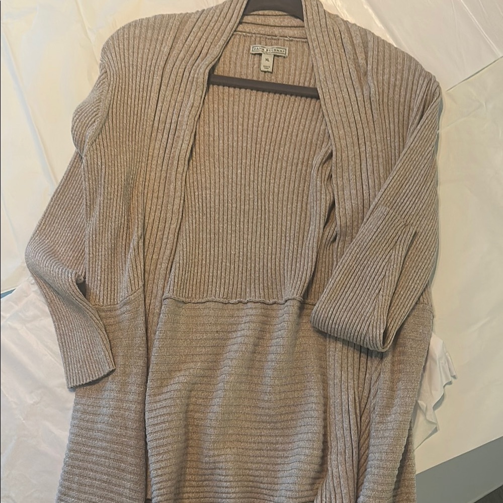 Dana Buchman Beige Ribbed Knit Sweater
